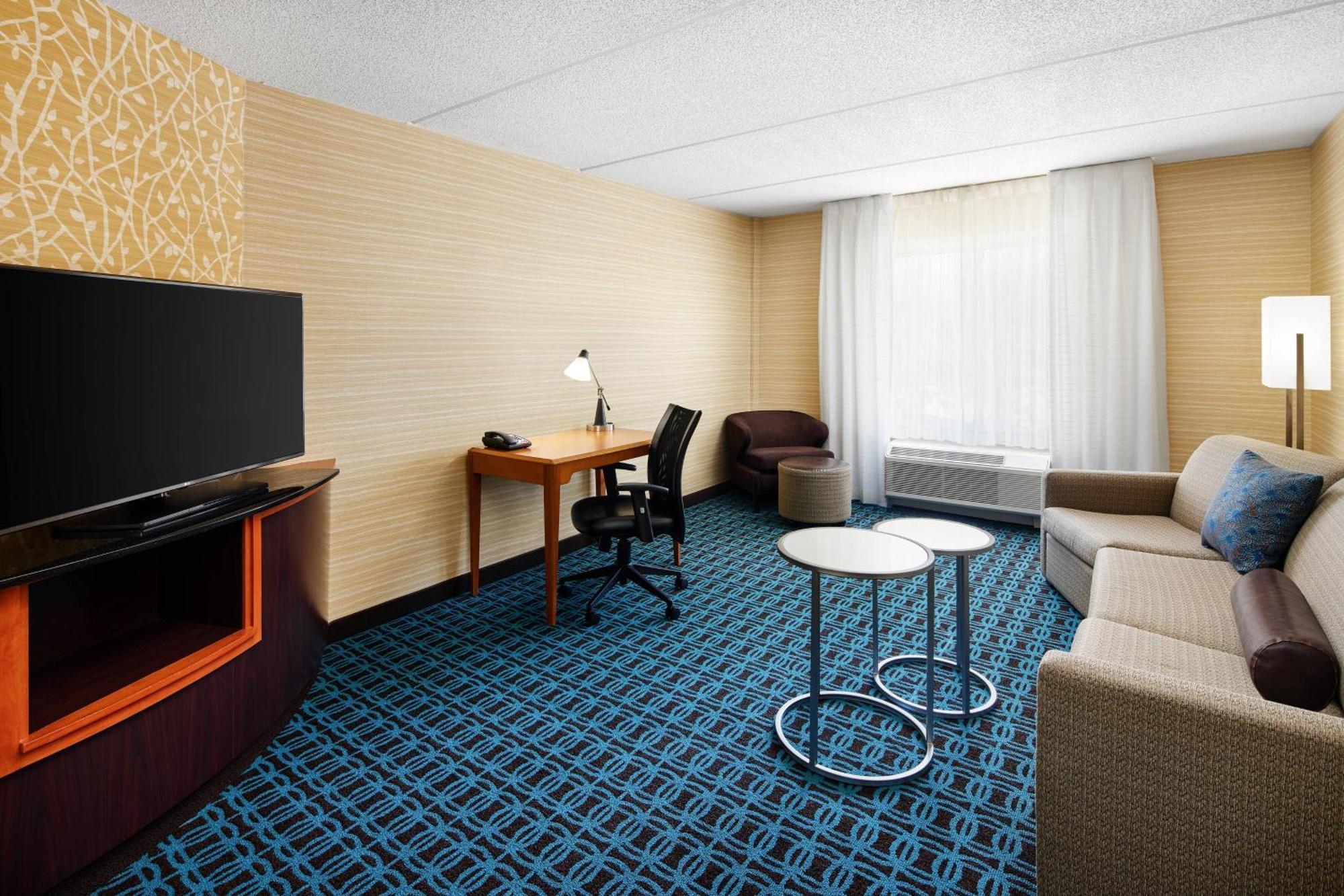 Fairfield Inn And Suites By Marriott Plainville Экстерьер фото