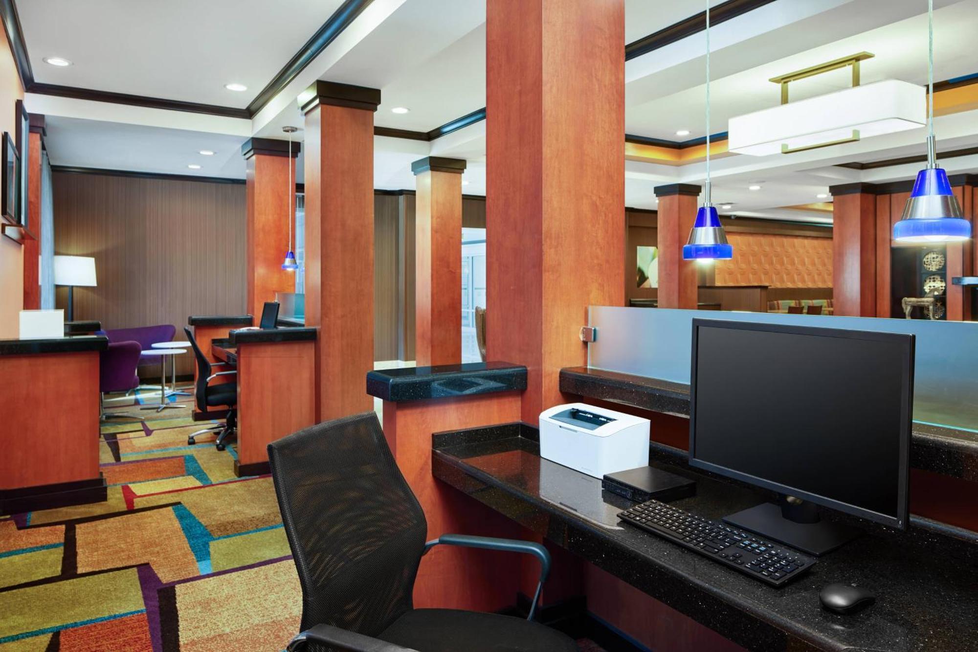 Fairfield Inn And Suites By Marriott Plainville Экстерьер фото