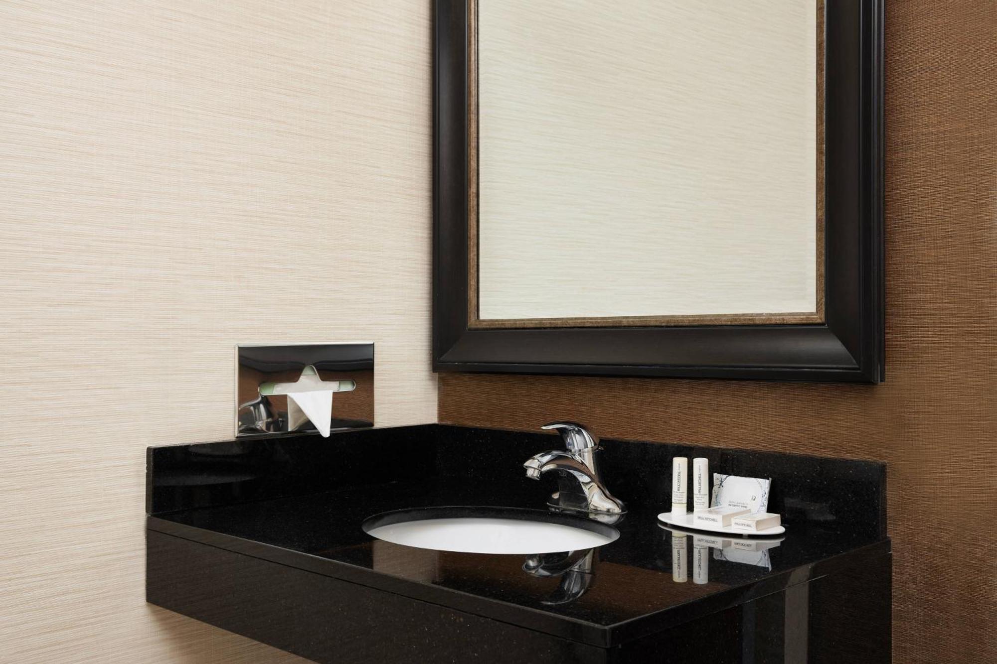 Fairfield Inn And Suites By Marriott Plainville Экстерьер фото