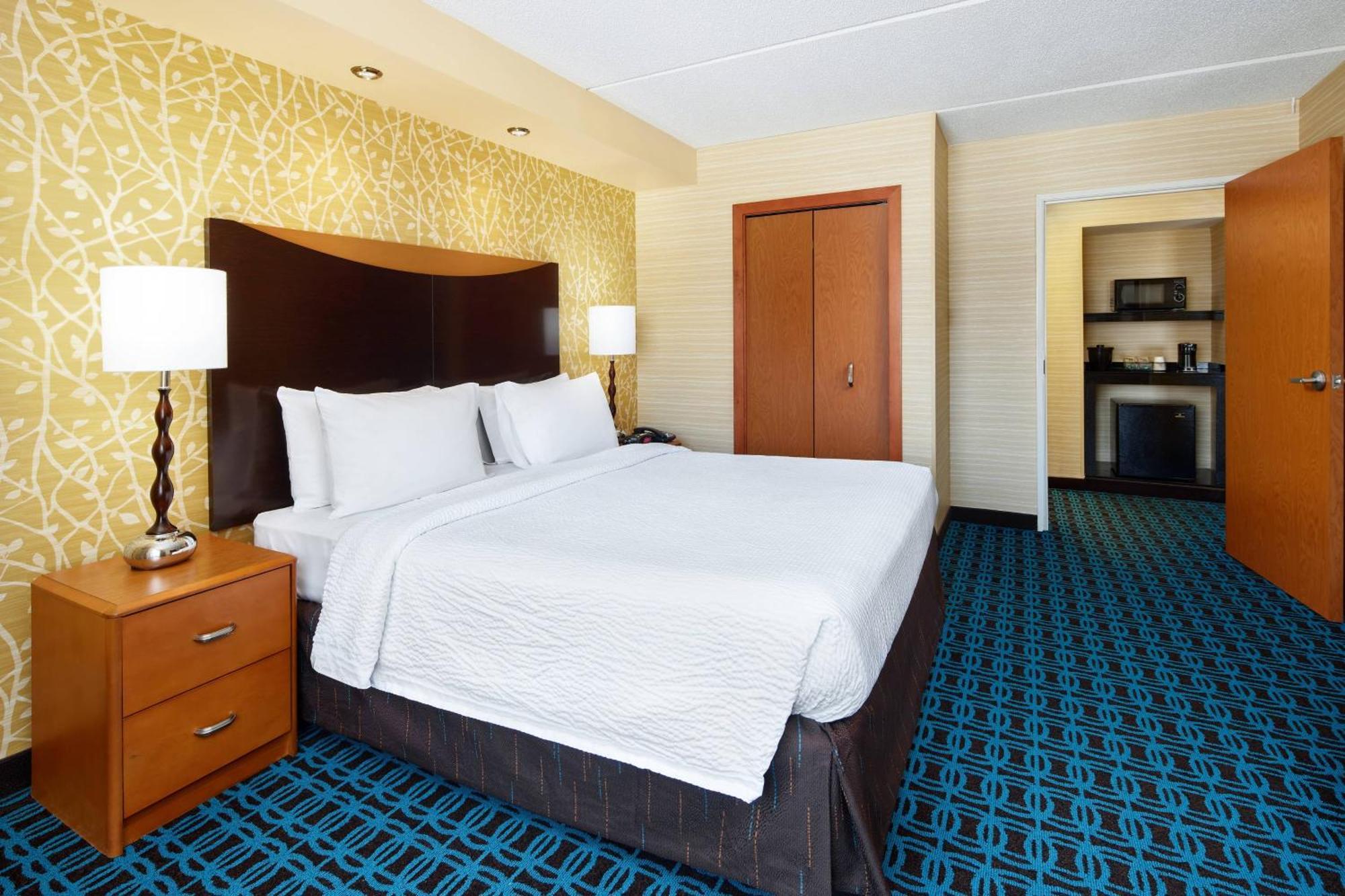 Fairfield Inn And Suites By Marriott Plainville Экстерьер фото